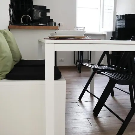 Betty's Cozy House Apartment
