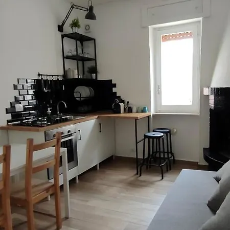 Betty's Cozy House Apartment